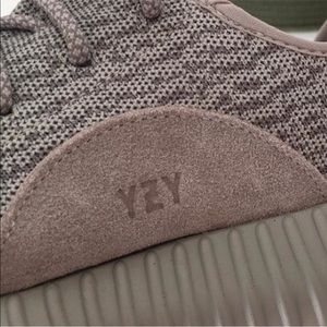 yeezy boost 350 moonrocks